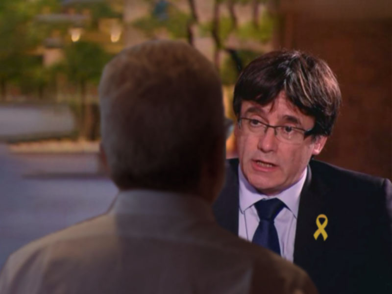 Puigdemont caught having dinner in Brussels with someone who might NOT be a terrorist